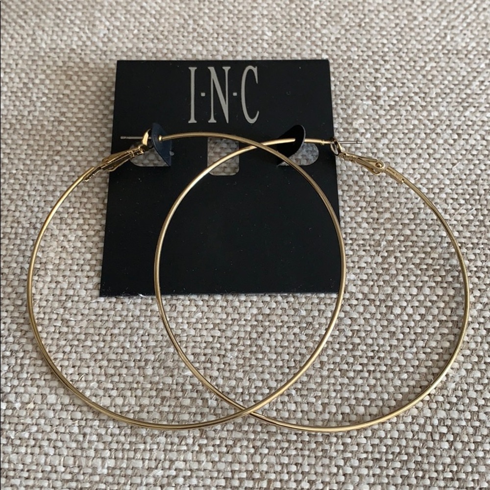 NEW! Macy’s INC earrings